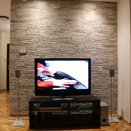 아파트 Centre Apart